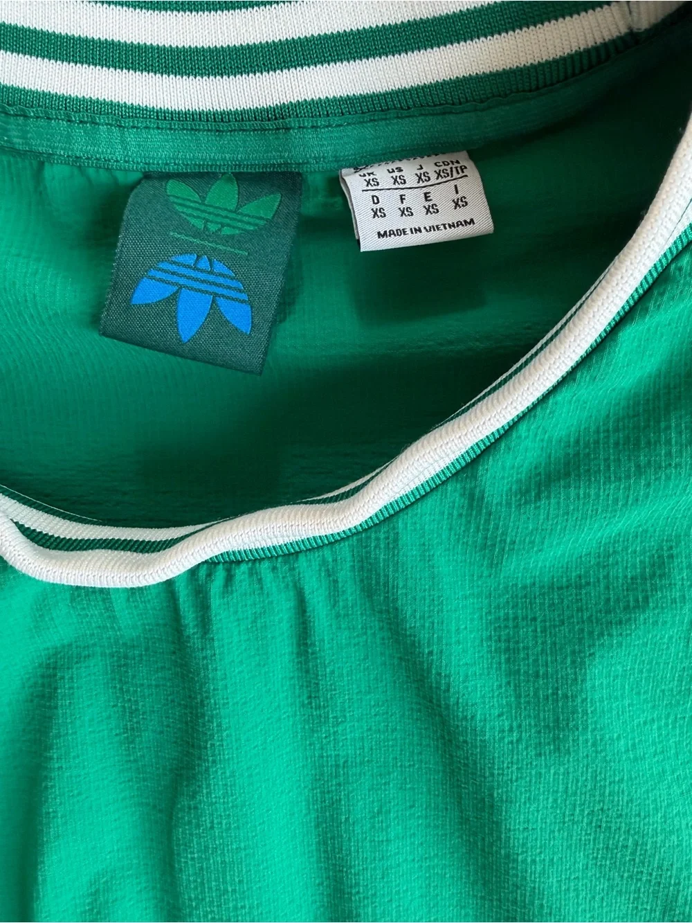 adidas Green Rollinglinks Crewneck Sweatshirt (windbreaker like material)